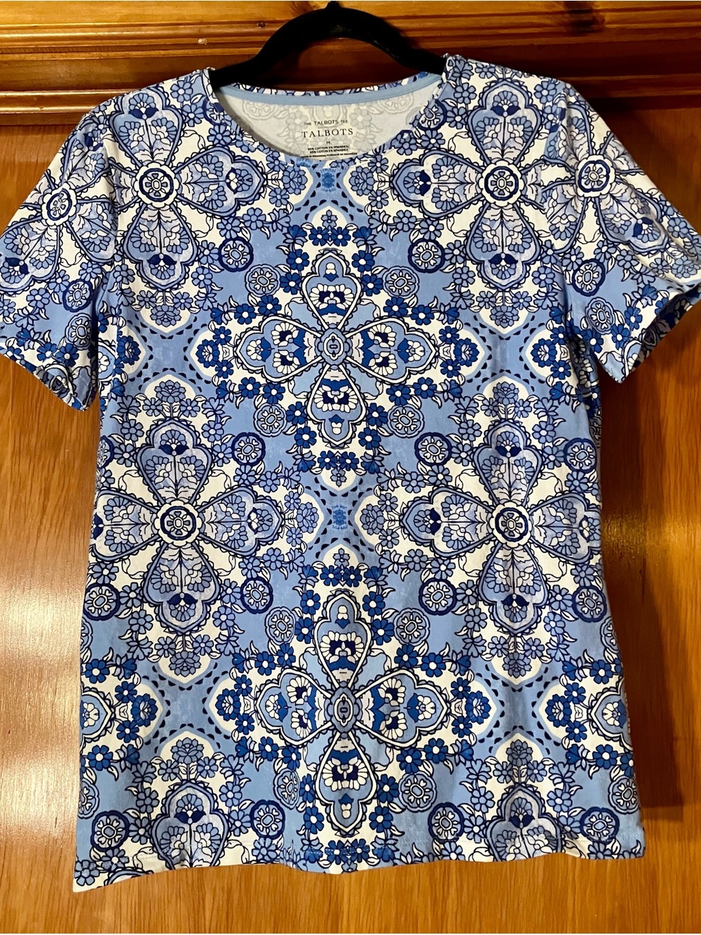 Talbots Blue and White Floral Medallion Short Sleeve Tee